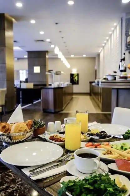 RAMADA PLAZA IZMIR