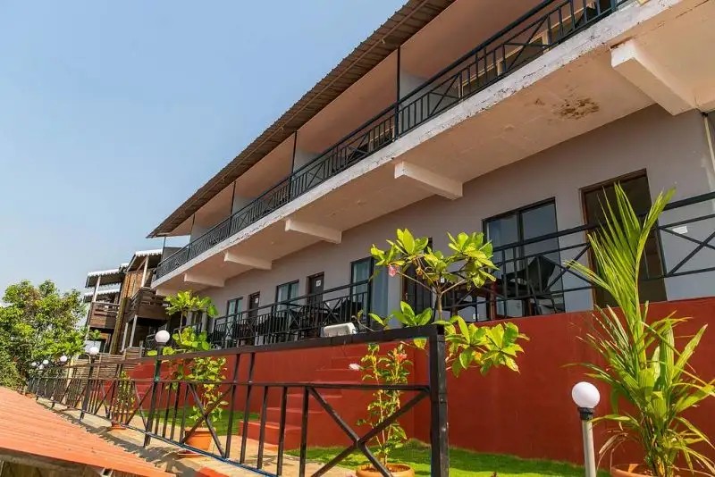 CASA DE LAMORE