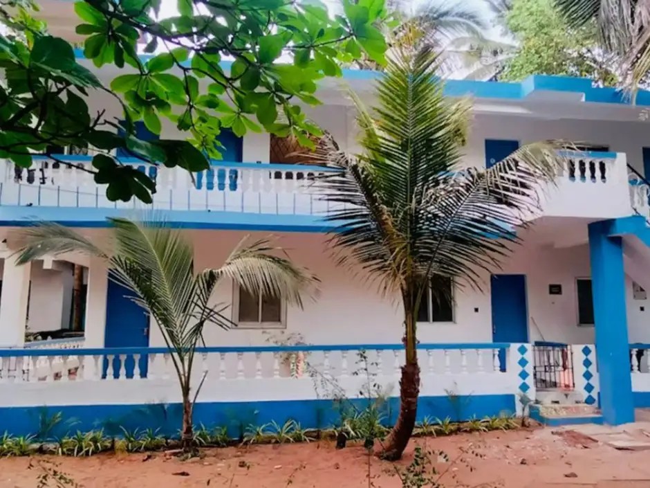 SERAS BEACH SIDE HOTEL