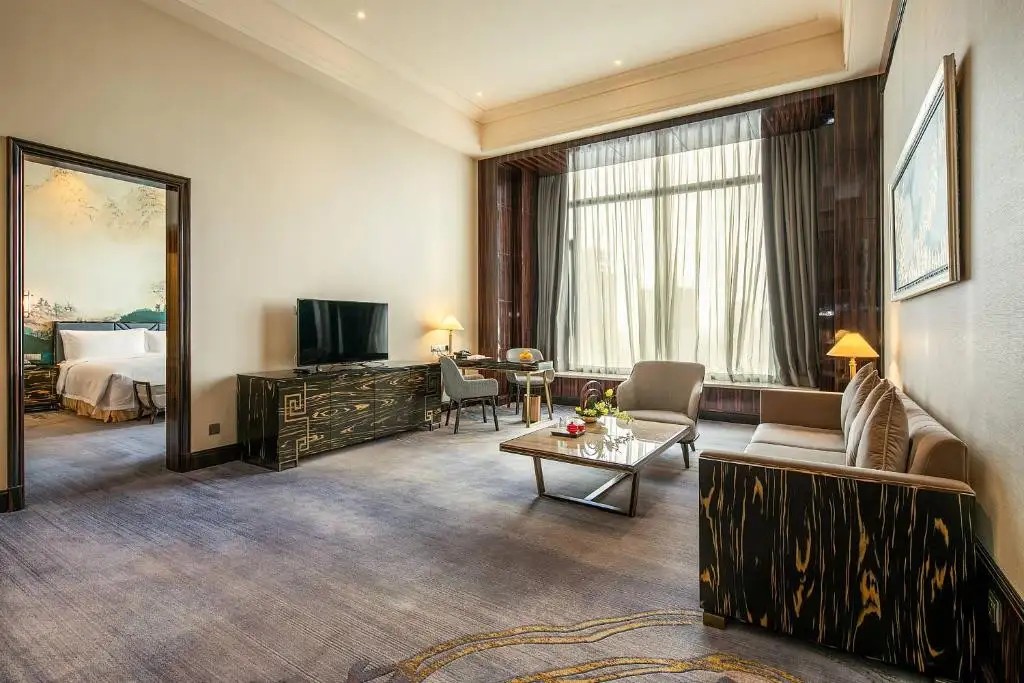 CHATEAU STAR RIVER SHAANXI