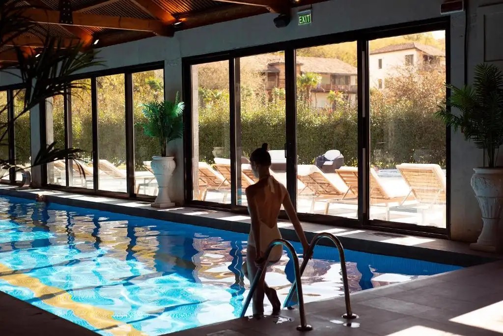 LOPOTA LAKE RESORT & SPA