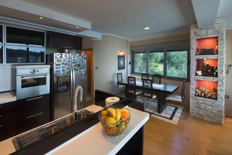 RAYMOND KAZANEGRA APARTMENTS