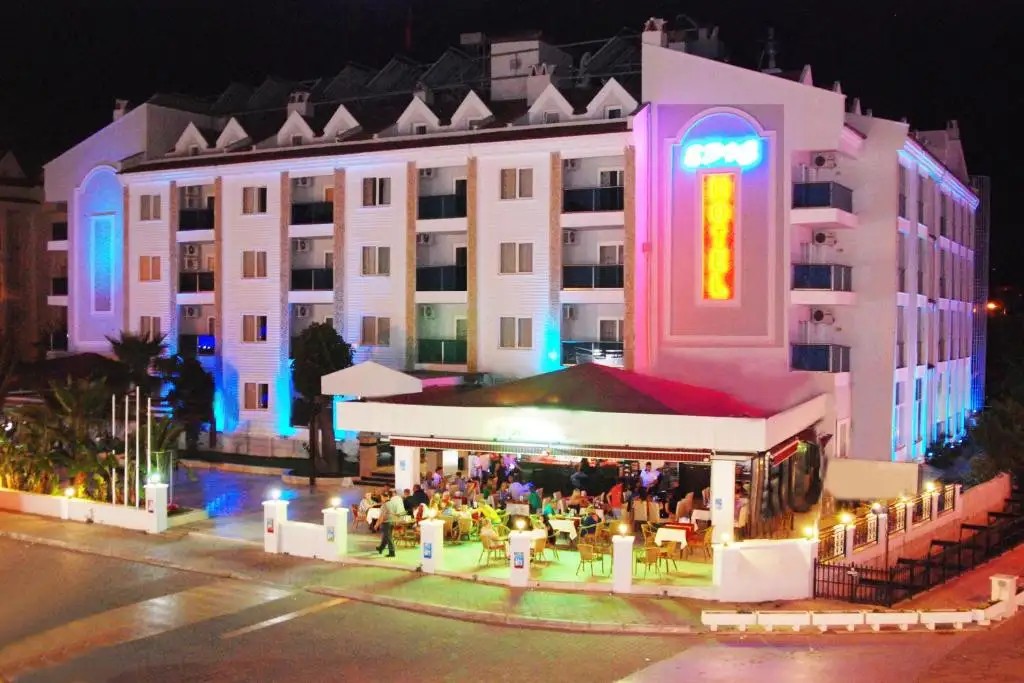 EPIC HOTEL & APARTMENTS