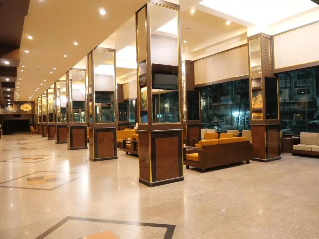 BOUTIQUE CITY