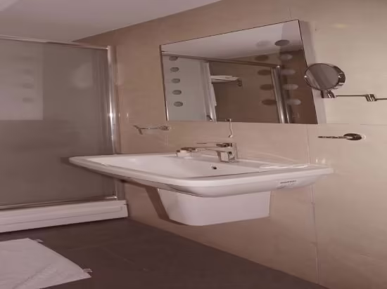 HOTEL DAVOS