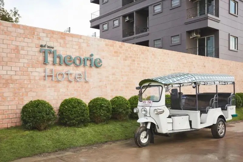 THEORIE HOTEL SUKHUMVIT 107