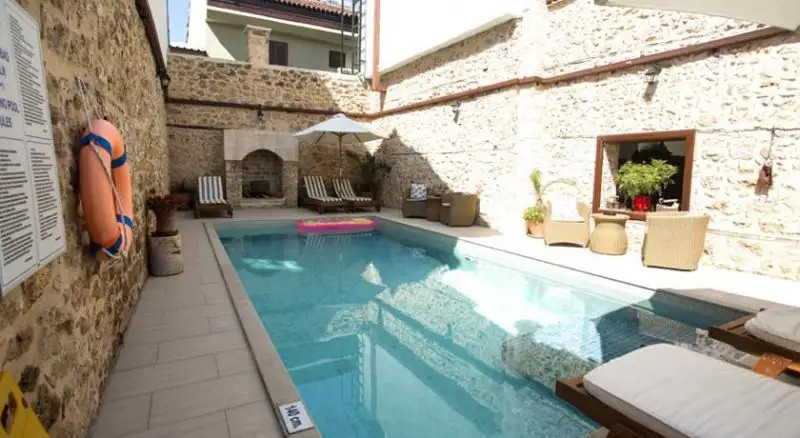 ATELYA ART HOTEL