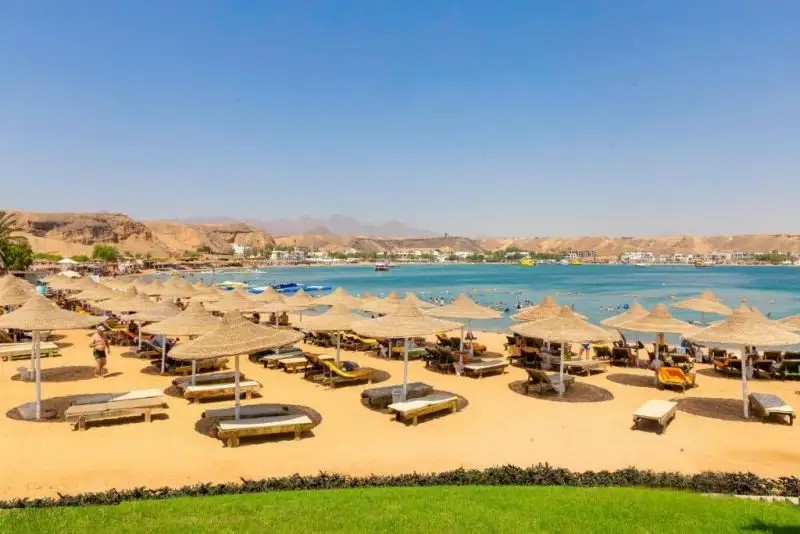 XPERIENCE GOLDEN SANDY BEACH