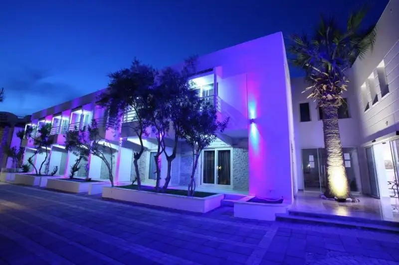 DELFI HOTEL & SPA