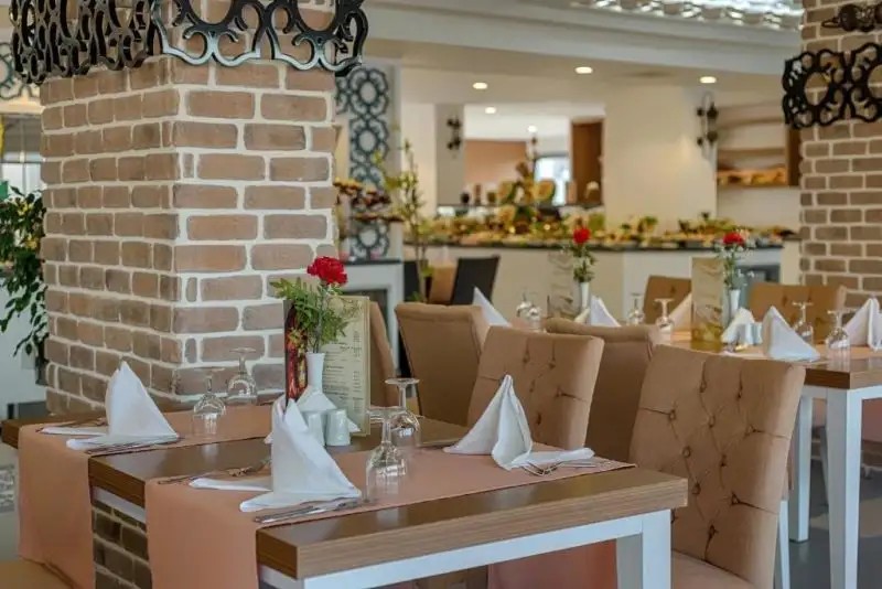 BEST WESTERN PLUS KHAN HOTEL