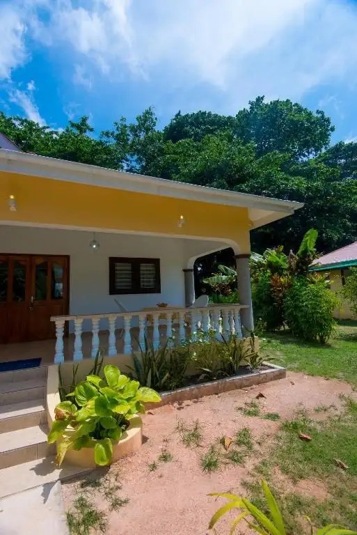 ZEROF SELF CATERING APARTMENTS