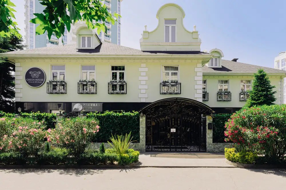 GREEN HOUSE DETOX & SPA HOTEL