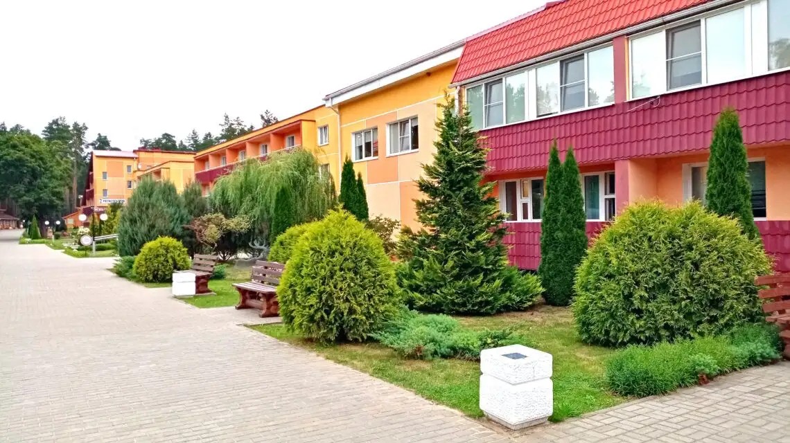 ЛЕСНЫЕ ОЗЕРА