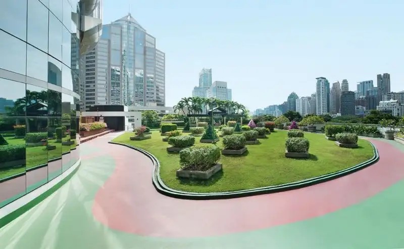 THE ATHENEE HOTEL (EX. PLAZA ATHENEE BANGKOK, A ROYAL MERIDIEN)