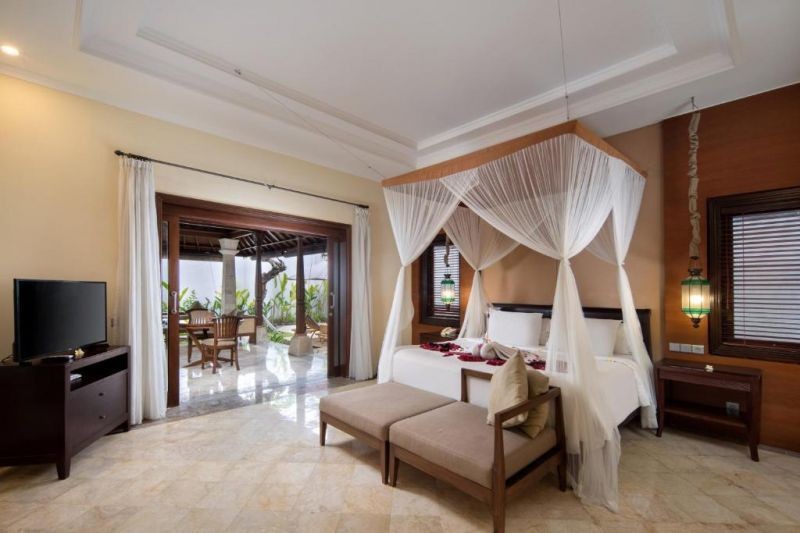 1 bedroom honeymoon pool villa