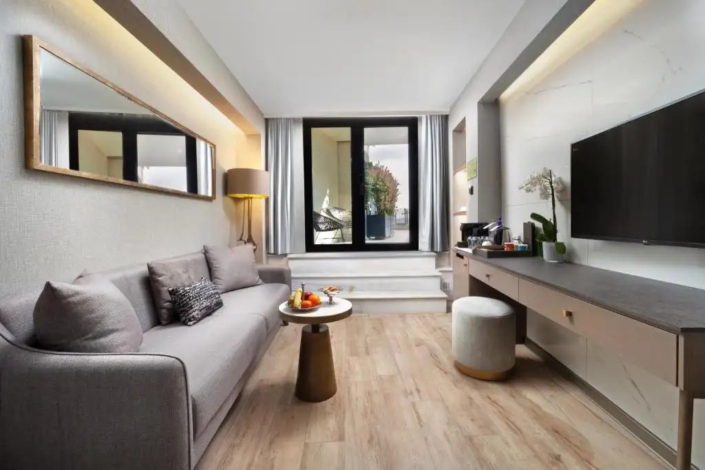 MULA HOTEL
