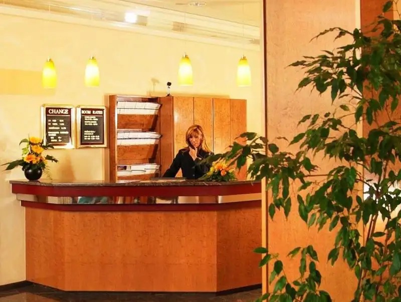 FAVORED HOTEL DOMICIL (EX. BEST WESTERN HOTEL DOMICIL)