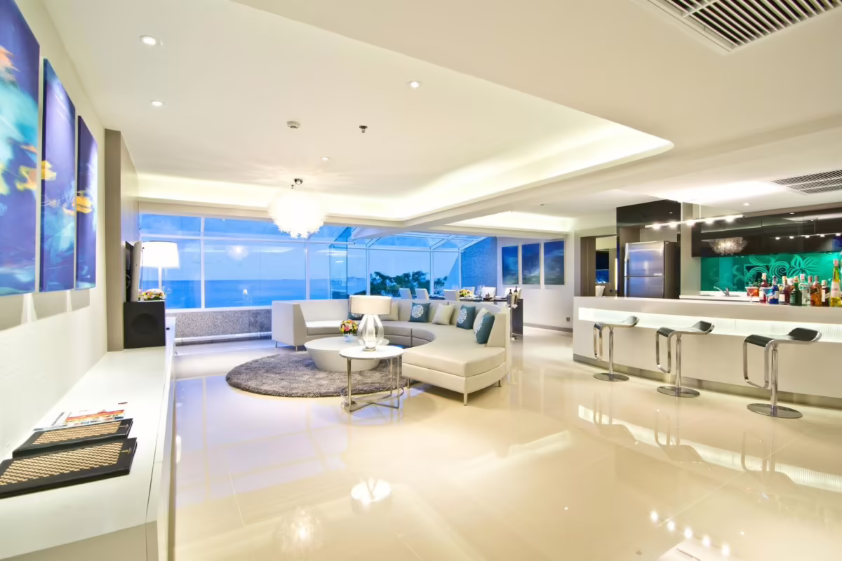 ROYAL WING SUITES & SPA (EX. ROYAL CLIFF WING SUITES & SPA)