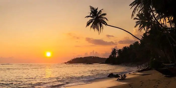THE SUNSET MIRISSA