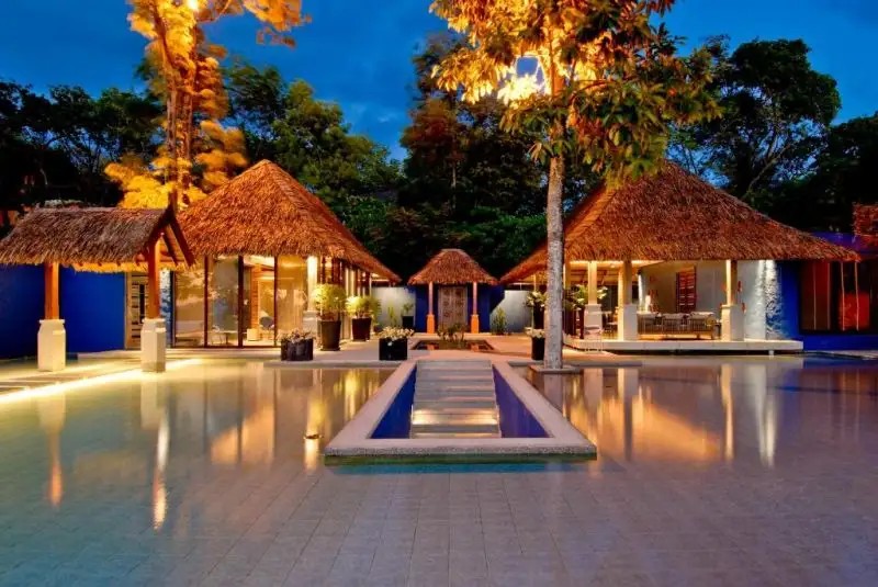SRI PANWA PHUKET - YAYA POOL SUITE BULDING