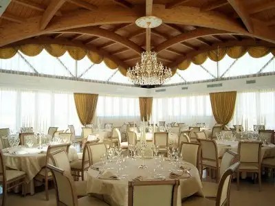ALBATRES PALACE