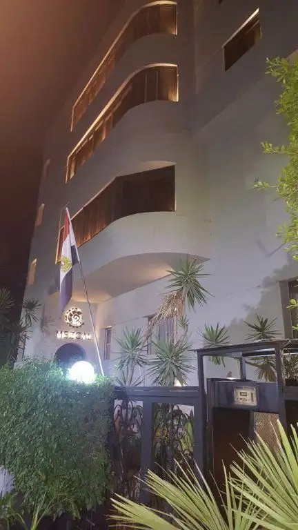 NEW PRESIDENT HOTEL