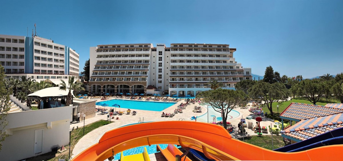 BATIHAN BEACH RESORT & SPA