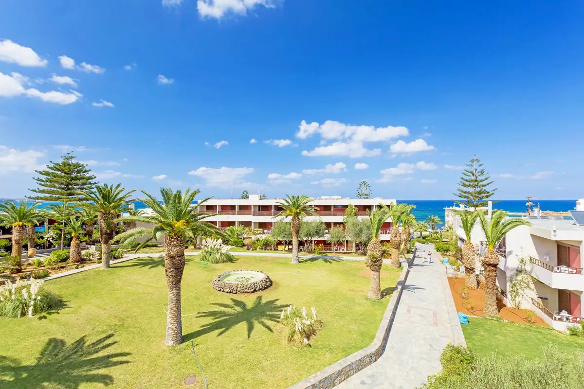 DESSOLE MALIA BEACH