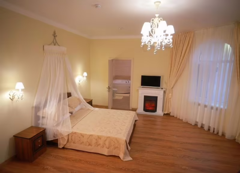 ЦАРСКИЙ