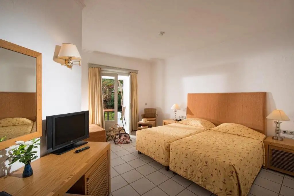 ANNABELLE BEACH RESORT
