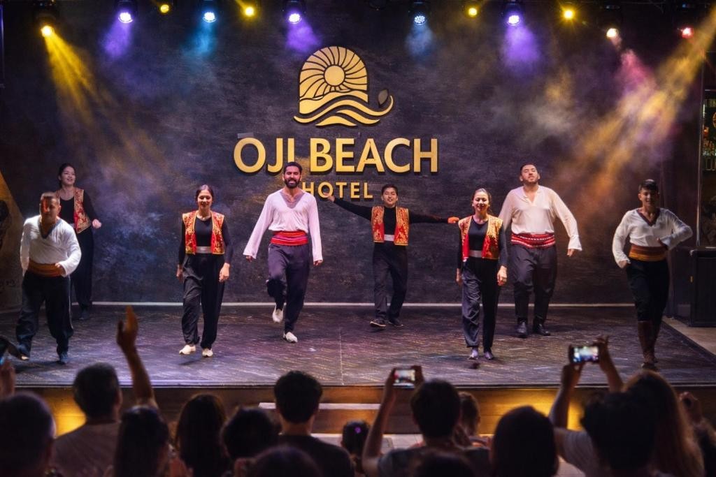 OJI BEACH HOTEL (EX. OPIA BOUTIQUE HOTEL)