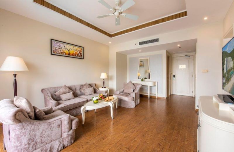 executive suite ocean view
