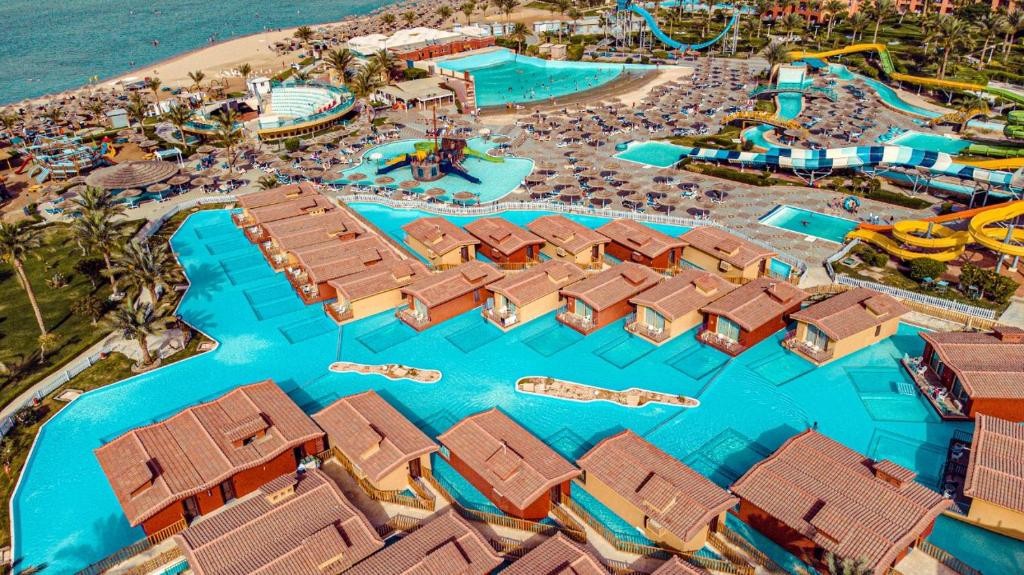 TITANIC PALACE RESORT & SPA