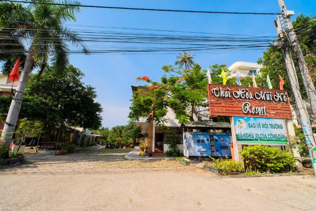 THAI HOA RESORT