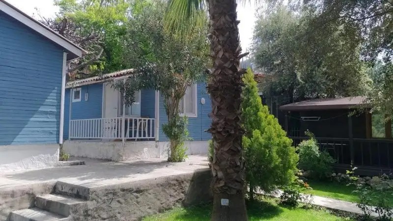 SIDE ALTINKUM BUNGALOW