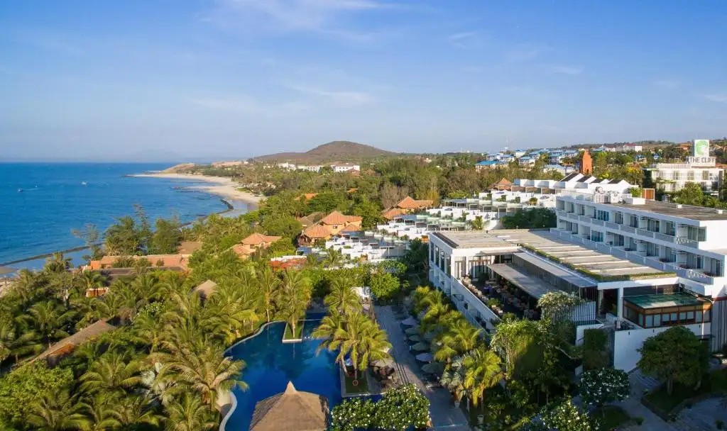 THE CLIFF RESORT & RESIDENCE
