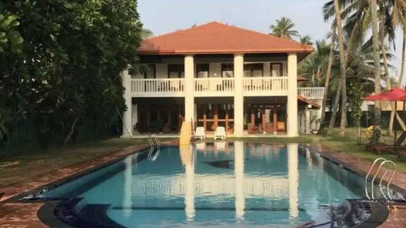 PALM BEACH VILLA