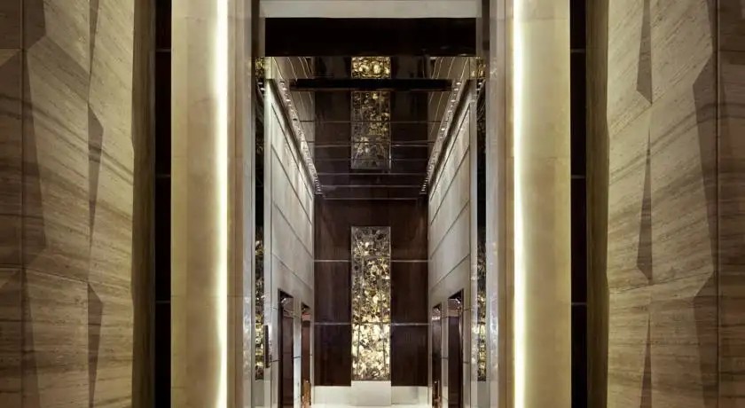 THE RITZ CARLTON SHANGHAI PUDONG