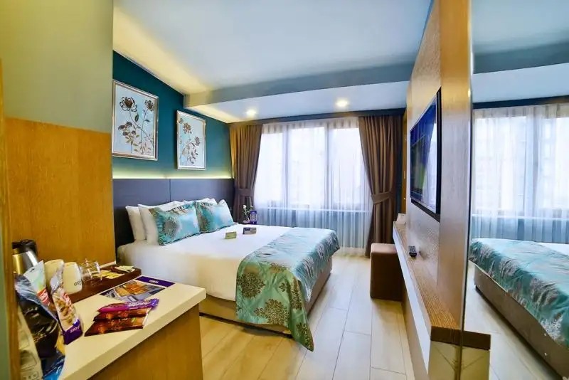THE TANGO HOTEL