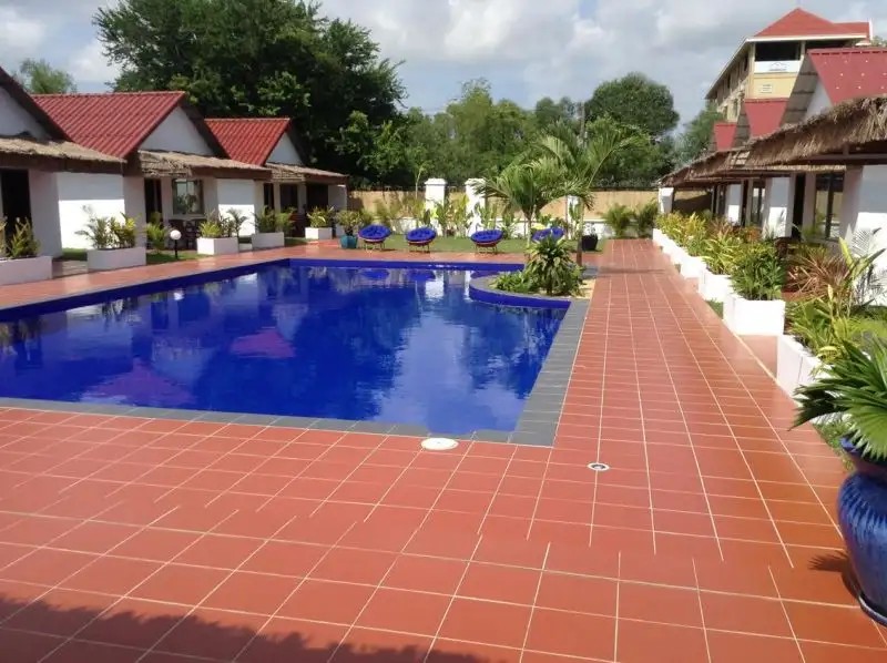 FRENCH GARDEN RESORT