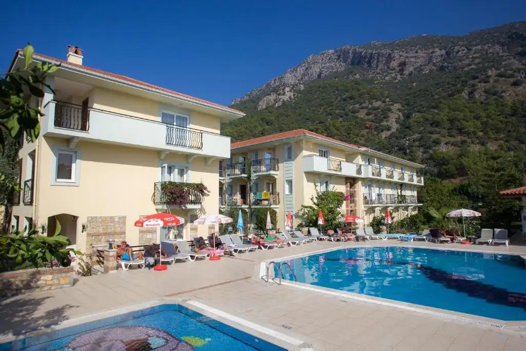 MAVRUKA HOTEL