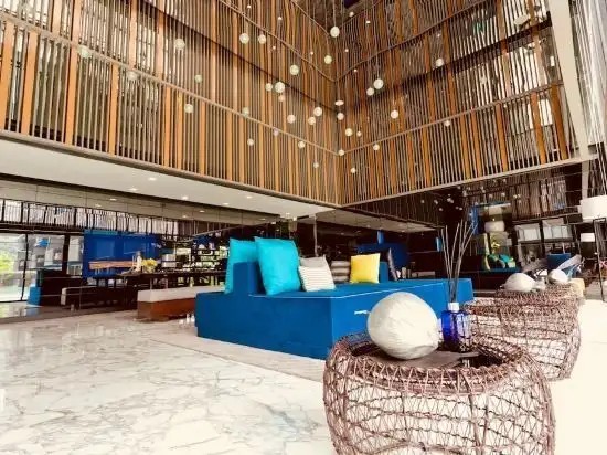THE DECK PATONG BY DREAM