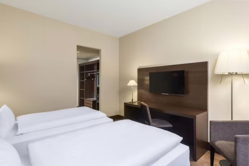 NH DUSSELDORF KONIGSALLEE (EX. NH DUESSELDORF CITY CENTER)