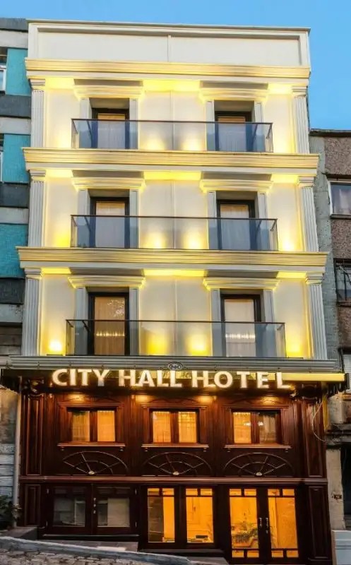 CITY HALL HOTEL