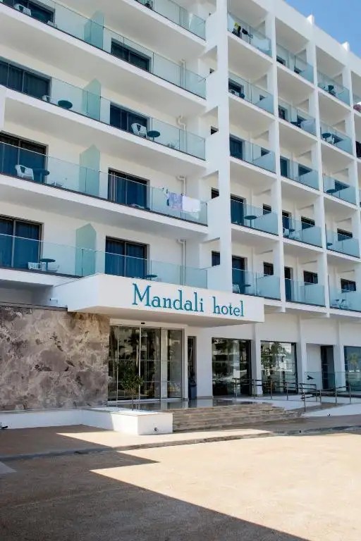 MANDALI HOTEL