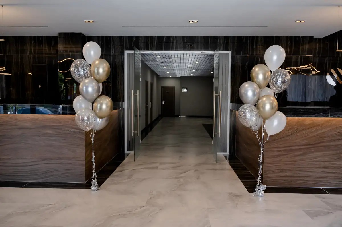 MIRROR LIGHT (EX. MIRROR LIGHT RESIDENCE)