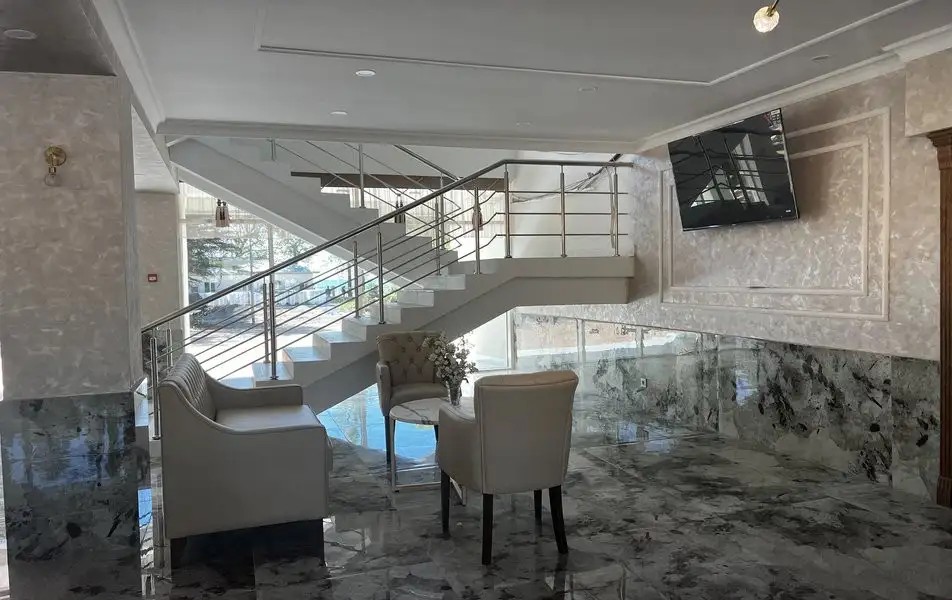 ПАРК-ОТЕЛЬ ЧЕРНОМОРЕЦ