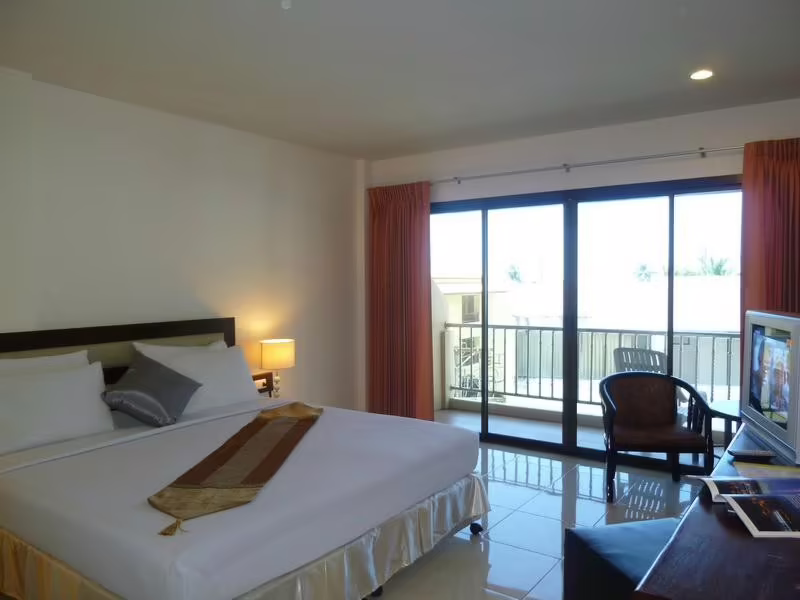 SEVEN SEAS HOTEL