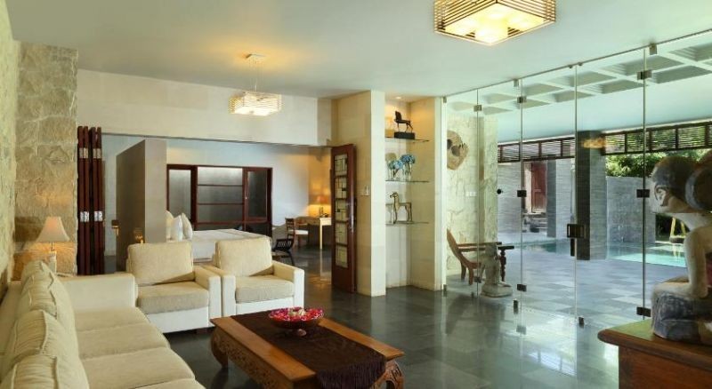 grand 2 bedroom pool villa 