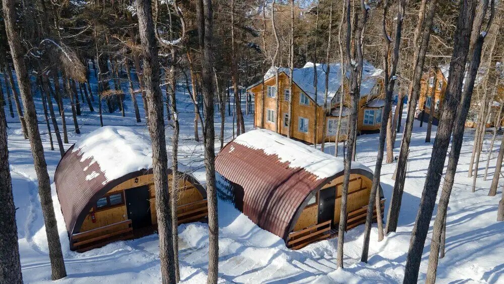 SKI PARADISE